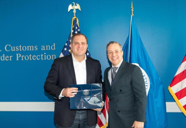 Συνάντηση Πιτσιλή με τον επικεφαλής της Υπηρεσίας Τελωνείων των ΗΠΑ