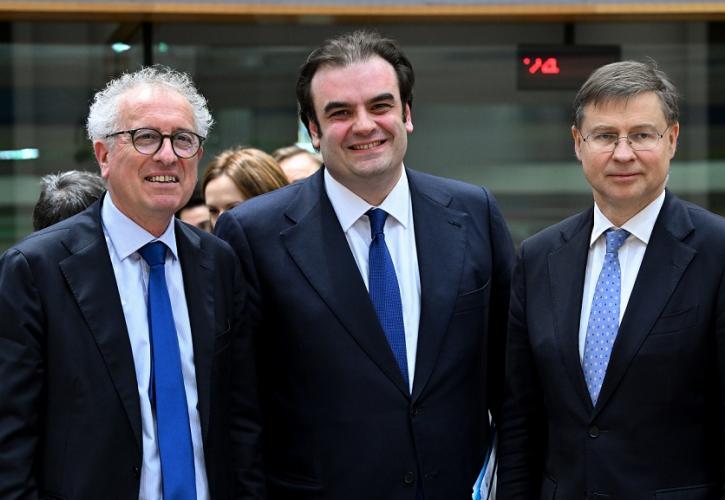 Η εκλογή Πιερρακάκη στα γερμανικά ΜΜΕ: «Παιδί θαύμα της αθηναϊκής πολιτικής»