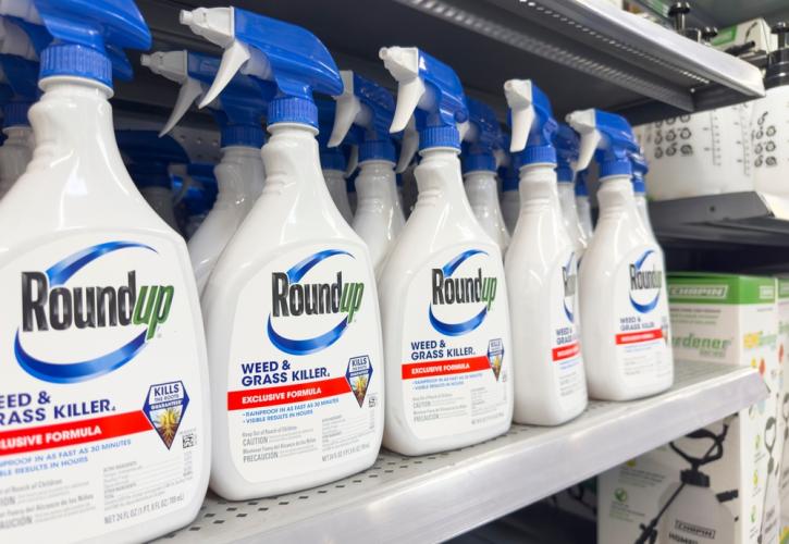 Bayer: Η κυβέρνηση Τραμπ στηρίζει τον περιορισμό των αγωγών κατά της Roundup