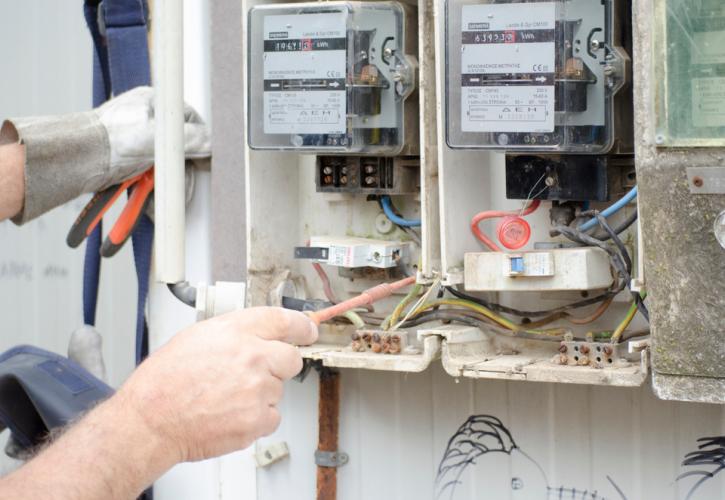 Ρευματοκλοπές: Πώς θα «τσιμπάει» ο ΔΕΔΔΗΕ τους παραβάτες - Τα τσουχτερά πρόστιμα