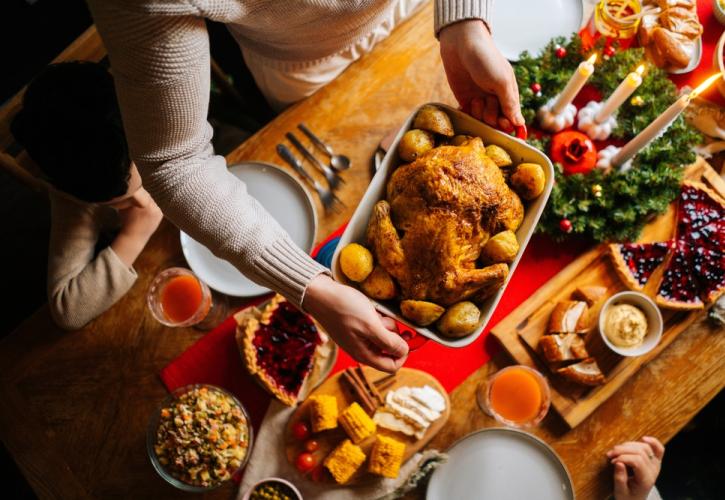 ΙΝΚΑ: Ακριβότερο έως και 20% σε σχέση με πέρσι το χριστουγεννιάτικο τραπέζι