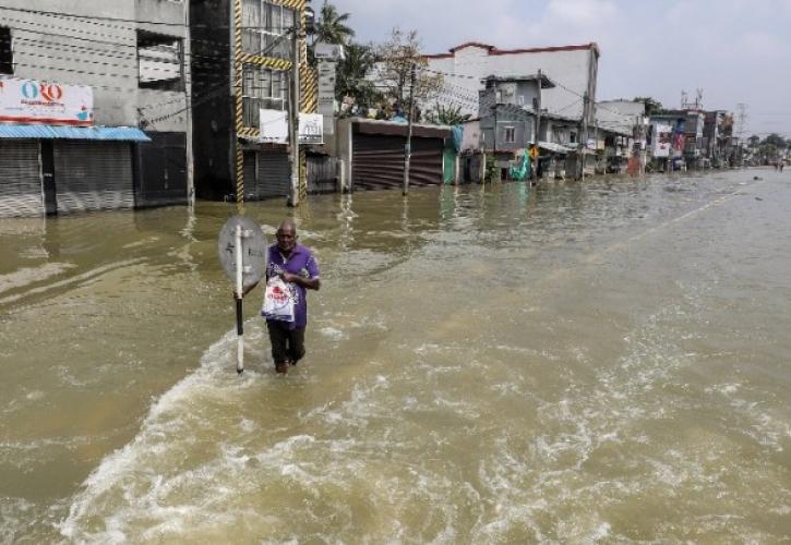 Σρι Λάνκα: Στους 607 οι νεκροί από τις πλημμύρες και τις κατολισθήσεις