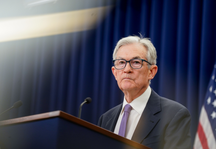 Πάουελ (Fed): Close call η απόφαση για επιτόκια - Ρίσκα σε πληθωρισμό και απασχόληση