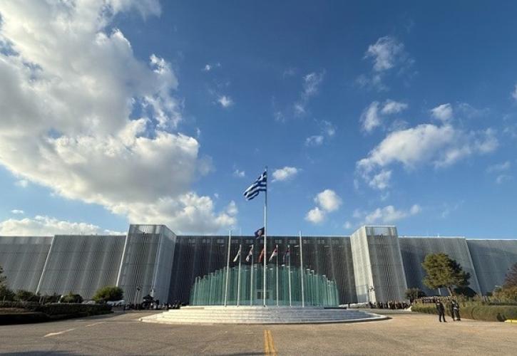 Υπ. Άμυνας: Σημαντικές οι αυξήσεις για όλα τα στελέχη των Ενόπλων Δυνάμεων με το νέο μισθολόγιο