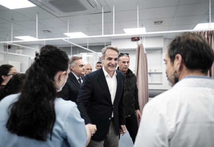 Επίσκεψη Μητσοτάκη στο ανακαινισμένο ΤΕΠ του ΓΝΑ «Ερυθρός Σταυρός»