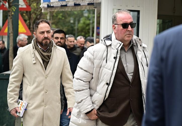 Ξεκίνησε η συνάντηση Μητσοτάκη με την αντιπροσωπεία των αγροτικών μπλόκων