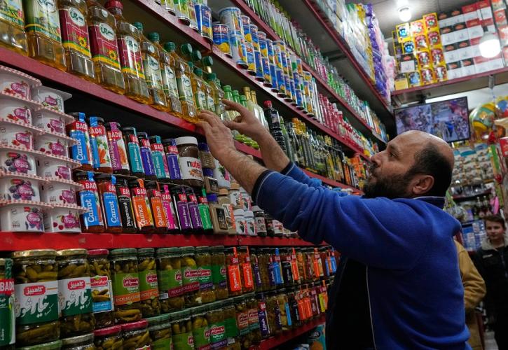 Ρεκόρ εισαγωγών τροφίμων στο Ιράν, εν αναμονή δράσης των ΗΠΑ