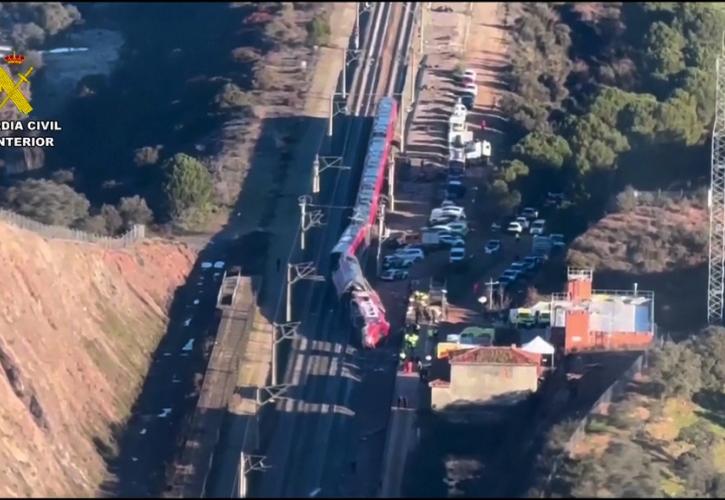 Ισπανία: Οι μηχανοδηγοί είχαν προειδοποιήσει για βλάβη στις γραμμές των τρένων