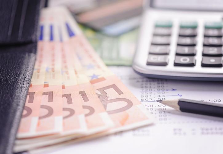 ΦΠΑ: Κενό συμμόρφωσης, εξαιρέσεις και μειωμένοι συντελεστές κρατούν τις εισπράξεις