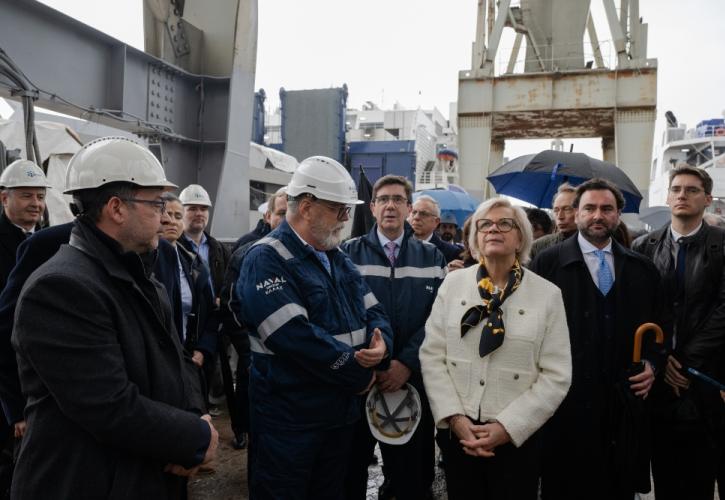 Παρουσίαση της πλωτής εξέδρας USSPS στα Ναυπηγεία Σαλαμίνας