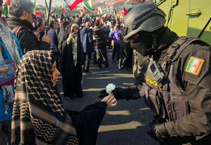 Αναβρασμός σε όλο το Ιράν: Φιλοκυβερνητικοί στους δρόμους - Τουλάχιστον 648 νεκροί διαδηλωτές