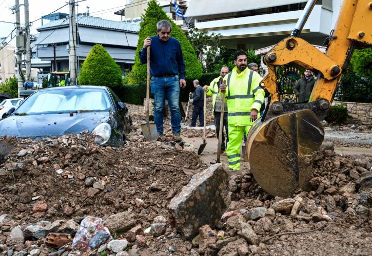 ΔΕΔΔΗΕ σε δήμαρχο Γλυφάδας: Καμία εκσκαφή, μόνο απομάκρυνση υλικών
