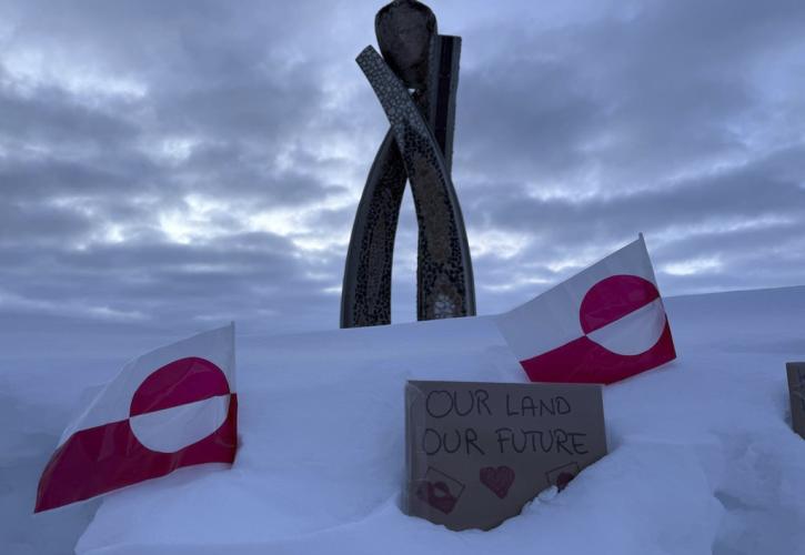 Δανία: Το γροιλανδικό δίλημμα - Να την υπερασπιστεί ενώ θέλει να ανεξαρτητοποιηθεί;