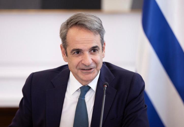 Από τους αγρότες στο Νταβός - Ντεμπούτο Πιερρ στο Eurogroup - Cool ο Αλέξης στη Θεσσαλονίκη