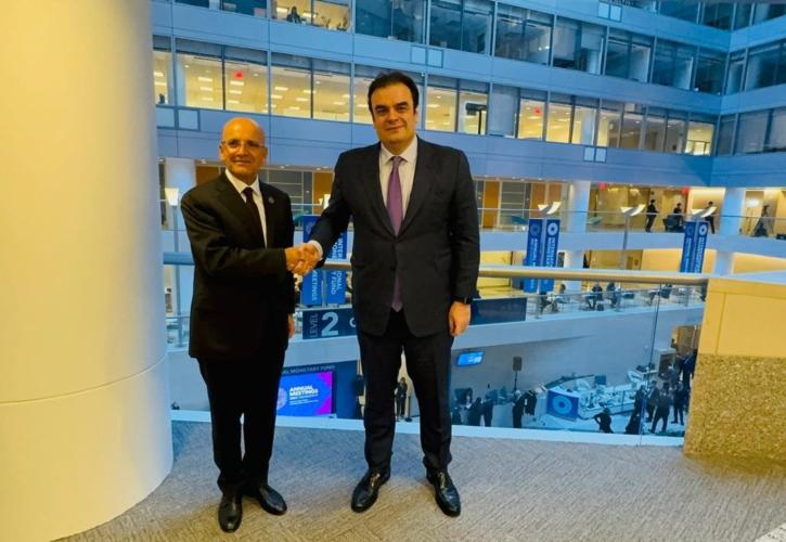 Οι ελληνοτουρκικές οικονομικές σχέσεις επί τάπητος στο τετ α τετ Πιερρακάκη - Σιμσέκ