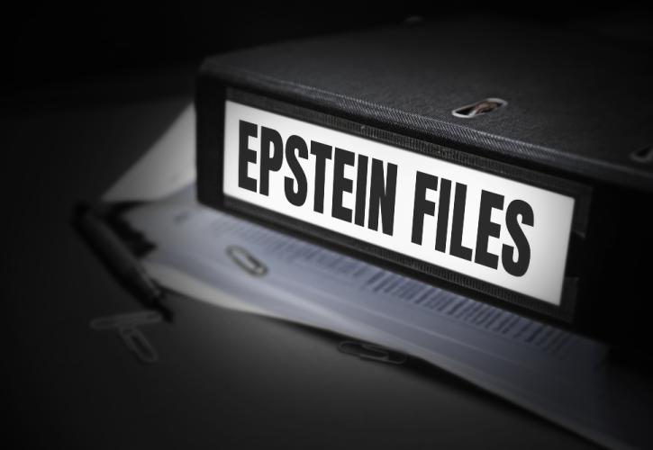 Σκάνδαλο Έπστιν: Εντείνονται οι τριγμοί στη Βρετανία - Το σύστημα εξουσίας της ελίτ