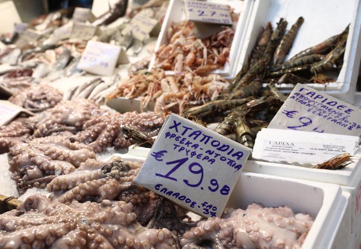 Πού κινούνται οι τιμές των σαρακοστιανών - Πάνω από 500 έλεγχοι από την Αρχή Ελέγχου Αγοράς