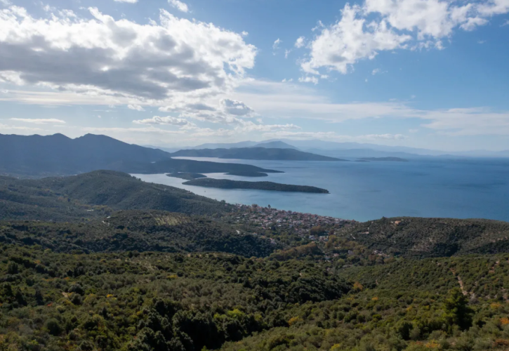 Λαύκος Πηλίου: Στο «μπαλκόνι» του Παγασητικού