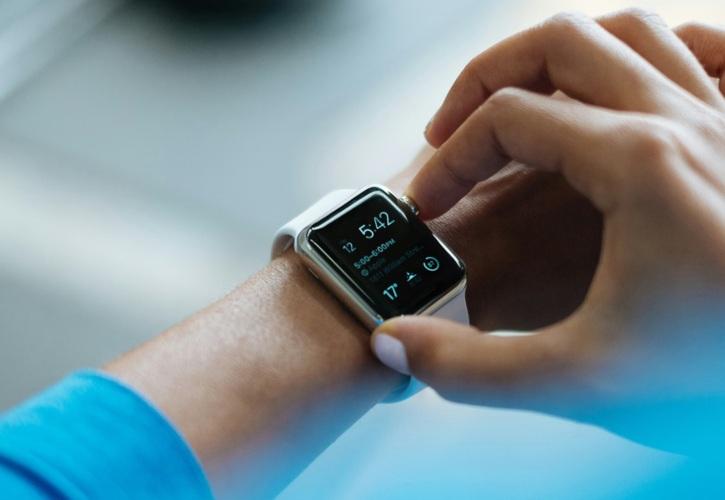 3+1 λόγοι για να επενδύσεις σε ένα wearable