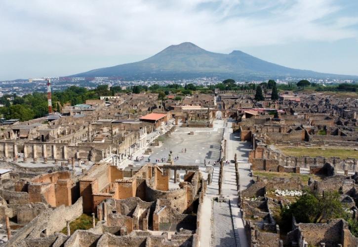 Πομπηία: Επίσκεψη στη συγκλονιστική αρχαία πόλη της Ιταλίας