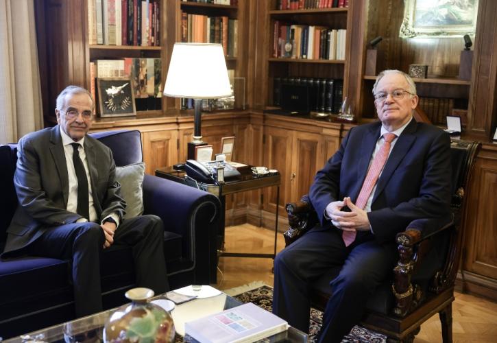 Συνάντηση Σαμαρά με Τασούλα: Ελληνοτουρκικά και δημογραφικό στο επίκεντρο