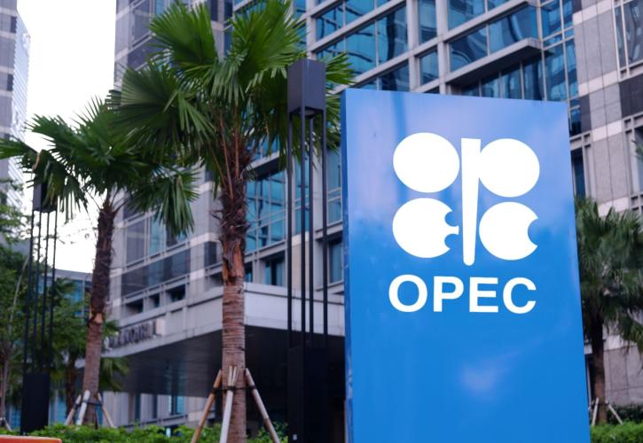 Reuters: Η έξοδος των ΗΑΕ μειώνει την δύναμη του ΟΠΕΚ+, αλλά η συμμαχία θα παραμείνει ενωμένη