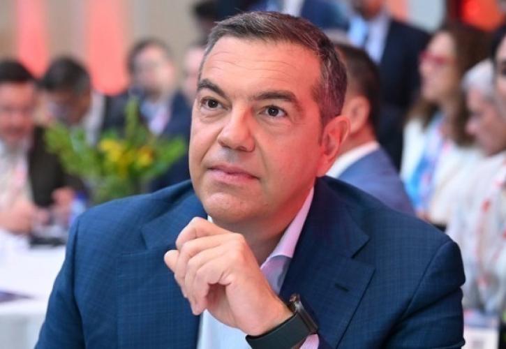 Τσίπρας: Βρίσκομαι ξανά εδώ, για να σας καλέσω να αρματώσουμε το πλοίο για νέα ταξίδια