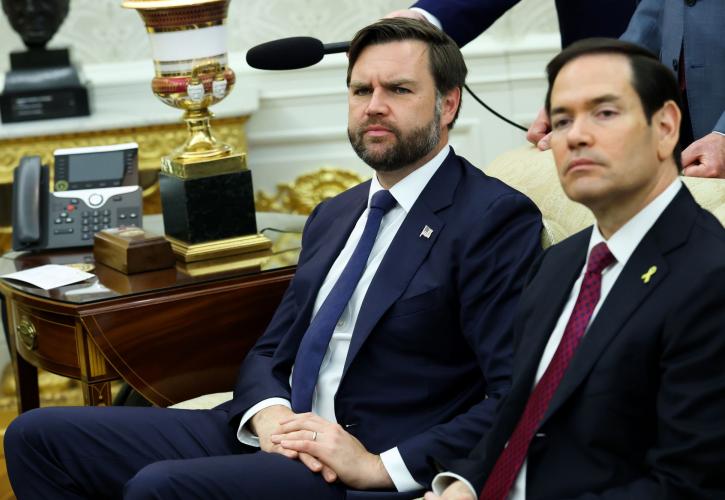 Ο Βανς διαβεβαίωσε ότι δεν έχει «καμιά σύγκρουση» με τον Ρούμπιο