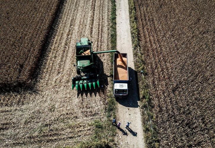 Ποιος αγοράζει τα χωράφια μας;