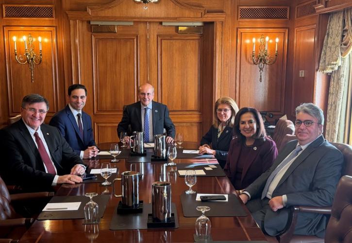 Επίσκεψη Χατζηδάκη στον Καναδά: «Πιο κοντά από ποτέ η Ελλάδα με την ομογένεια»