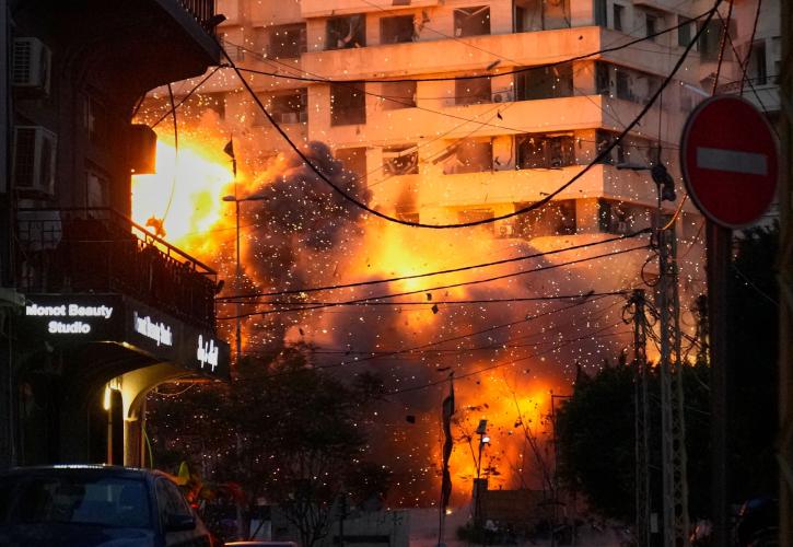 Σε λεπτή κλωστή η Μ. Ανατολή: Απειλεί ο Μοτζτάμπα Χαμενεΐ - Υπό έλεγχο η φωτιά στο South Pars