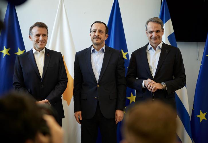 Ολοκληρώθηκε η τριμερής Μητσοτάκη - Μακρόν - Χριστοδουλίδη στην Κύπρο