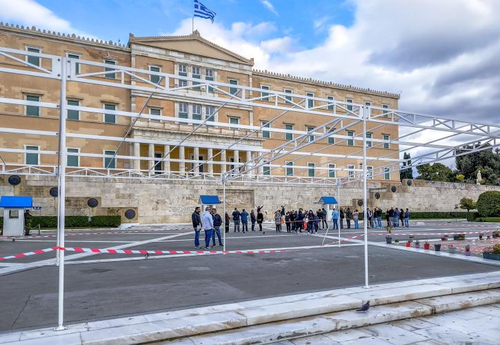 ΕΛΑΣ: Αυξημένα μέτρα οδικής ασφάλειας σε όλη την Ελλάδα για τον εορτασμό της 25ης Μαρτίου