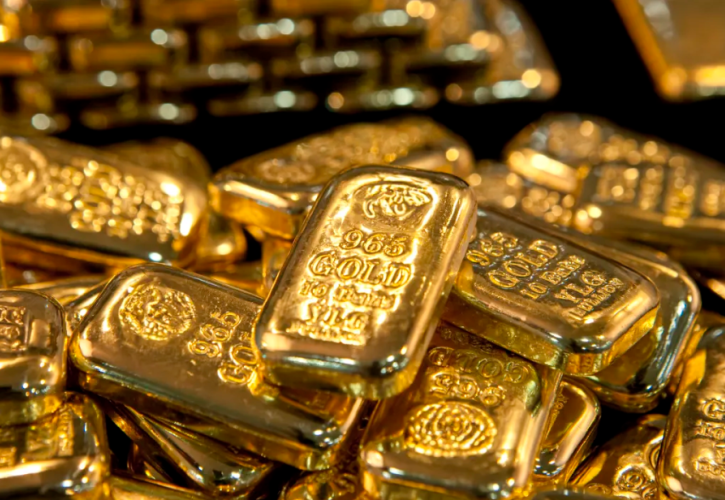 Δολάριο, ομόλογα και επιτόκια έστειλαν τον χρυσό σε χαμηλό 2 εβδομάδων