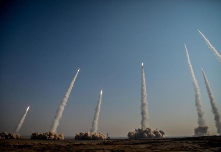 Σε νέα φάση η σύγκρουση στη Μέση Ανατολή - Πόσο θα αντέξει το Ιράν;