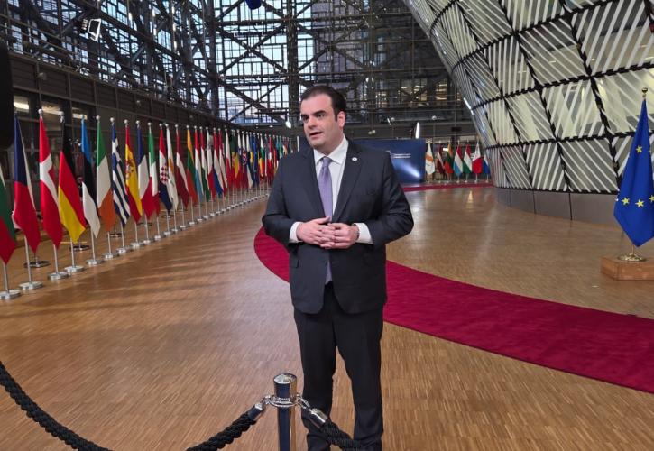 Πιερρακάκης για Σύνοδο Κορυφής: Βασική μας προτεραιότητα οι πολίτες και η οικονομία