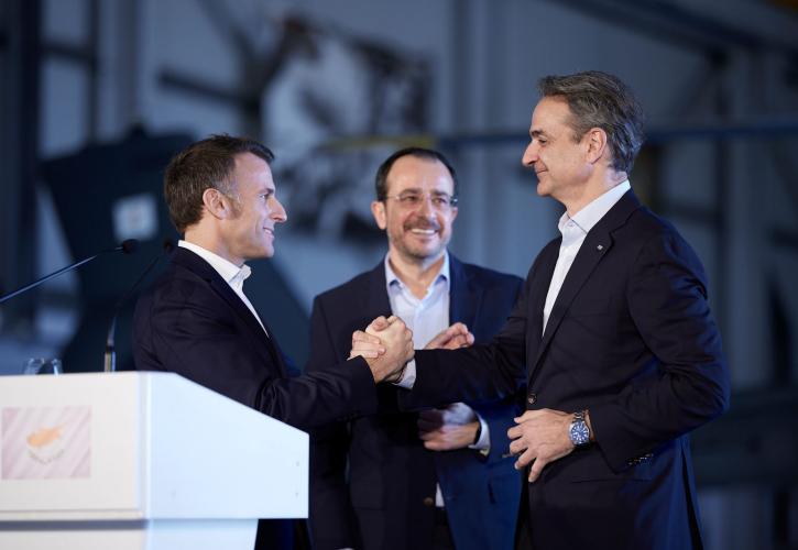 Μητσοτάκης: Η Κύπρος δεν είναι και δεν θα είναι ποτέ μόνη - Τα μηνύματα Μακρόν, Χριστοδουλίδη