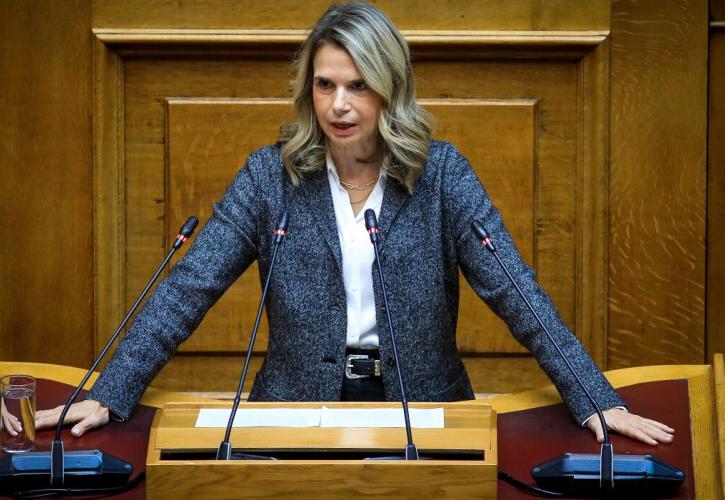 Επιστολή-παρέμβαση Αποστολάκη στον Στουρνάρα για την εποπτεία της αγοράς ασφαλίσεων υγείας