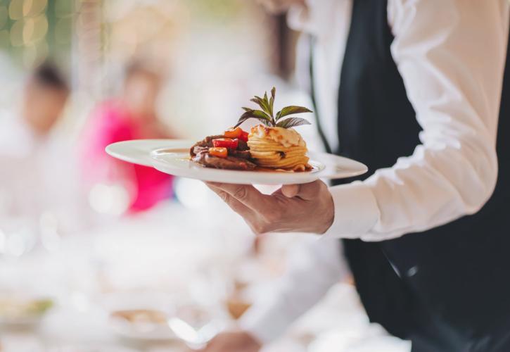 Έρχεται η νέα κλαδική σύμβαση σε επισιτισμό, τουρισμό και αρτοποιεία - Τι θα προβλέπει