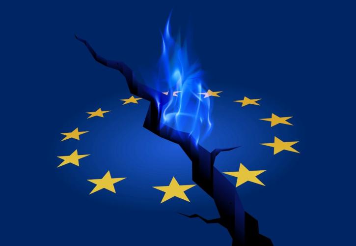 Ενεργειακή κρίση: Μέτρα στήριξης σε δύο φάσεις με το βλέμμα στη μείωση του ΕΦΚ στα καύσιμα