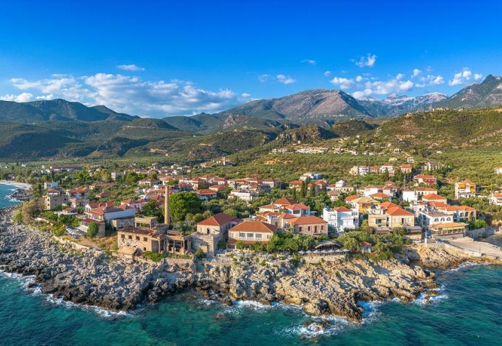 6 υπέροχα χωριά για ανοιξιάτικες αποδράσεις