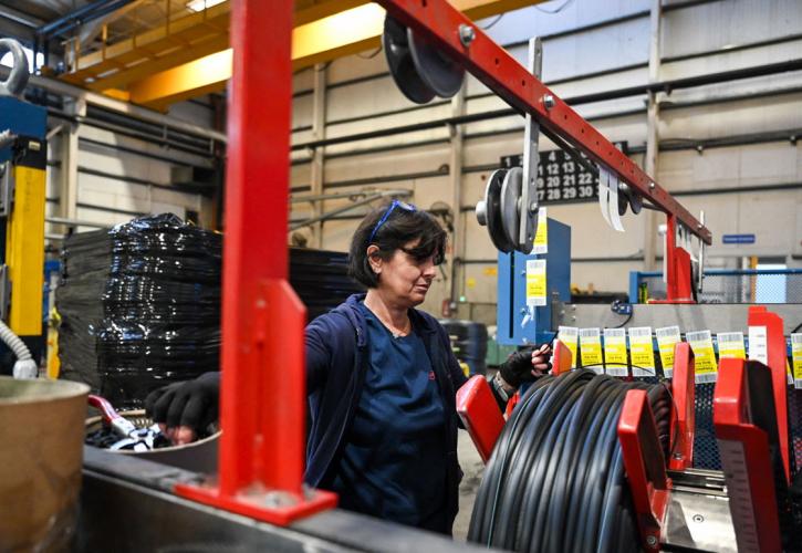 Συνεργασία ΔΥΠΑ - ΕΤΒΑ ΒΙΠΕ: Πρόγραμμα κατάρτισης για 25.000 ανέργους με σύνδεση στις ανάγκες της βιομηχανίας