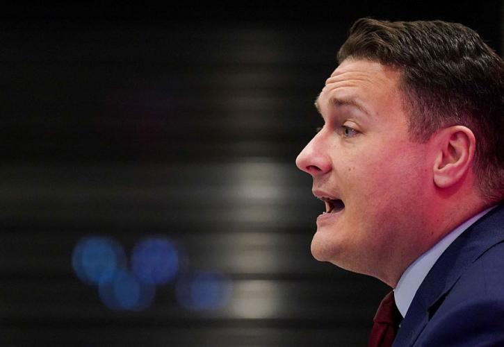 «Άνευ προηγουμένου» επιδημία μηνιγγίτιδας στη Βρετανία - Δύο νεκροί, 15 κρούσματα