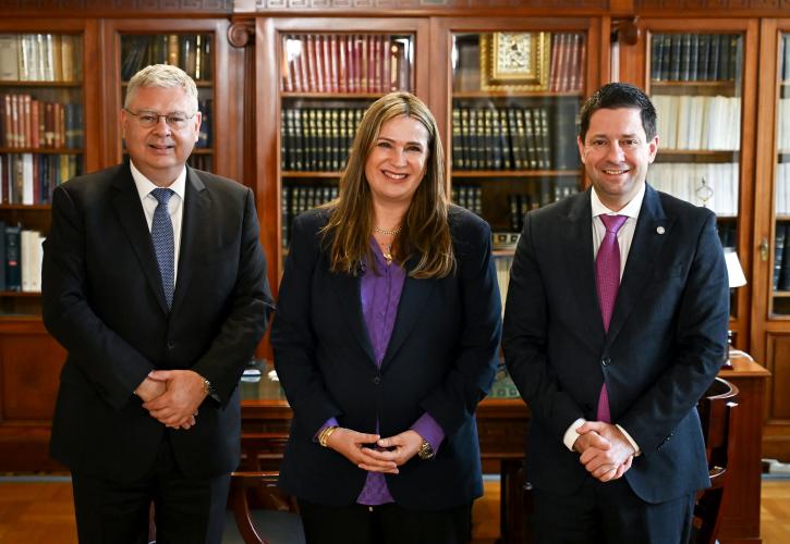 Η HelleniQ Energy υπογράφει την αναβάθμιση στις φοιτητικές εστίες του ΕΚΠΑ