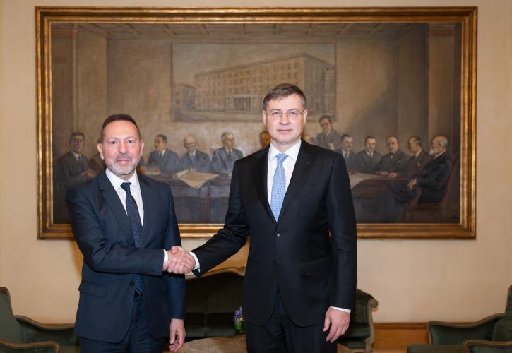 Συνάντηση Στουρνάρα-Ντομπρόβσκις: «Η Ελλάδα διατηρεί την αναπτυξιακή της δυναμική το 2026»