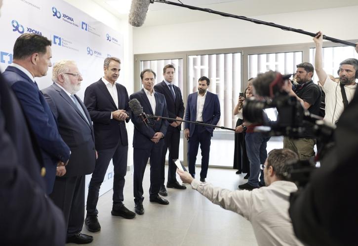 Επίσκεψη Μητσοτάκη στην βιομηχανική ζώνη Τρίπολης - «Η εξαγωγική φαρμακοβιομηχανία είναι κλάδος αιχμής»