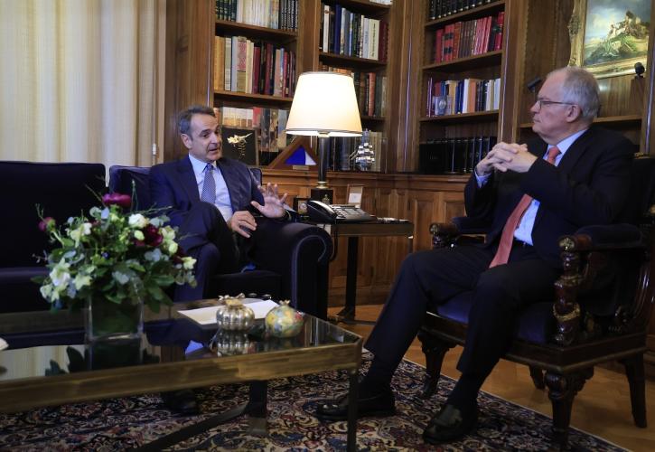 Μητσοτάκης: «Με τη Γαλλία μοιραζόμαστε ένα κοινό όραμα για μια Ευρώπη στρατηγικά πιο αυτόνομη»