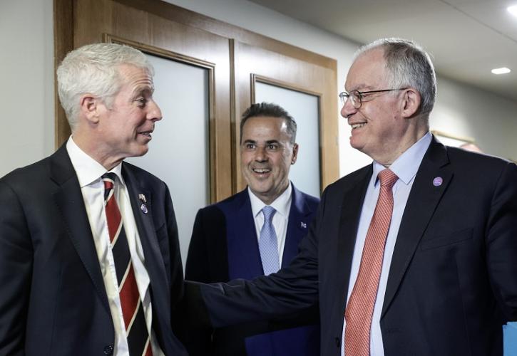 Παπασταύρου και Ράιτ συζήτησαν για τον Κάθετο Διάδρομο και την συνεργασία Ελλάδας - ΗΠΑ