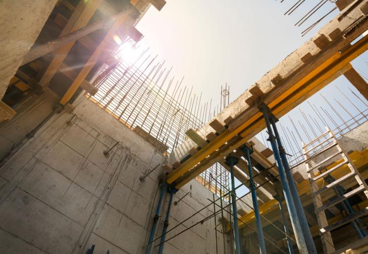 Κατασκευαστές: «Καμπανάκια» και ανησυχίες από μικρομεσαίους για έργα, κόστη, χρηματοδοτήσεις, «επόμενη μέρα»