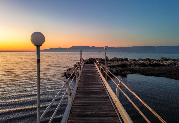 Τουρισμός: Τα σενάρια, οι καλοί οιωνοί και οι πρώτες ενδείξεις